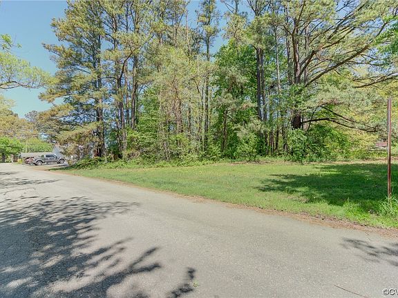 2nd image of 3021 Danzler Rd