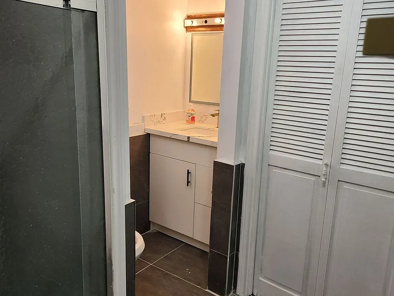 23 Hartsville Ave #BASEMENT — Photo 10