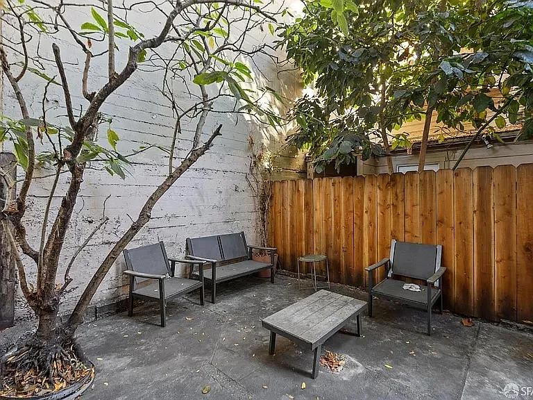 118 Albion St — Photo 11