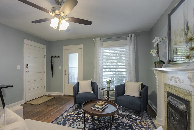 2 bed, 1.0 bath, 850 sqft, $1,250 — Photo 4