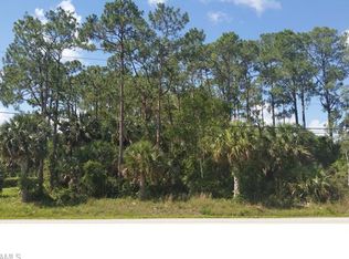 4260 Pine Ridge Rd, Naples, FL 34116