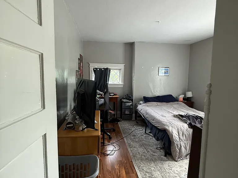 1424 Portage St #2 — Photo 10