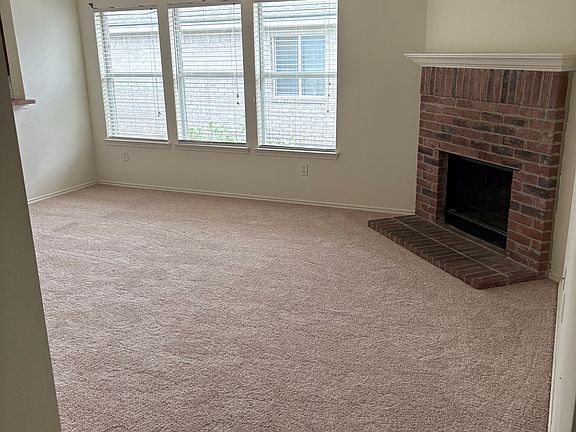 3rd image of 3508 Sherbrooke Pl