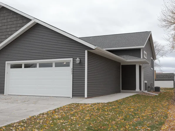 203 14th Ave N, Onalaska, WI 54650