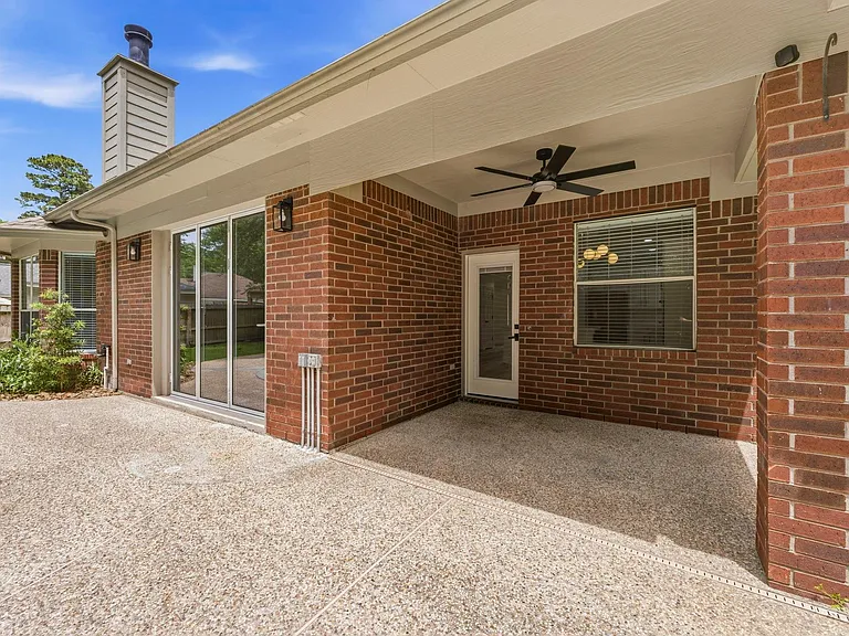 138 W Stockbridge Landing Cir — Photo 37