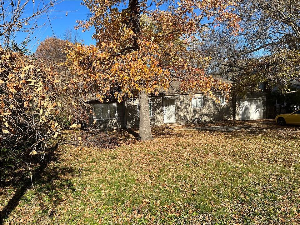 2nd image of 6406 E 113th St