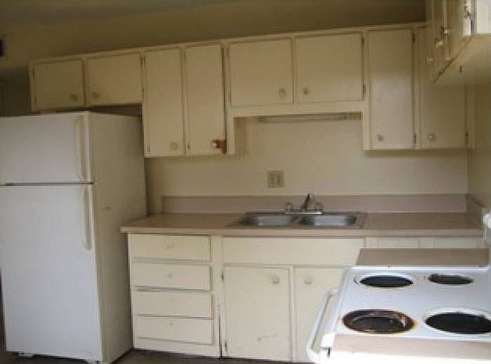 Unit 1 Kitchen