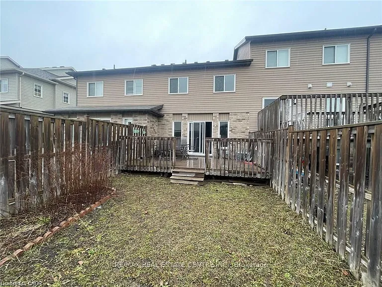 11 Sorrento St — Photo 28