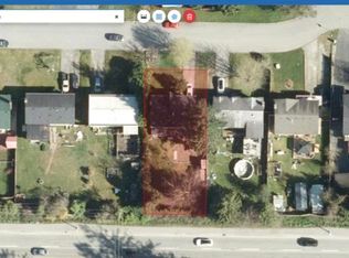 21920 Laurie Ave, Maple Ridge, BC V2X7V8