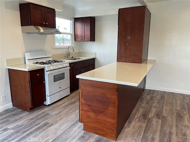 3968 Arlington Ave #1/2 — Photo 5