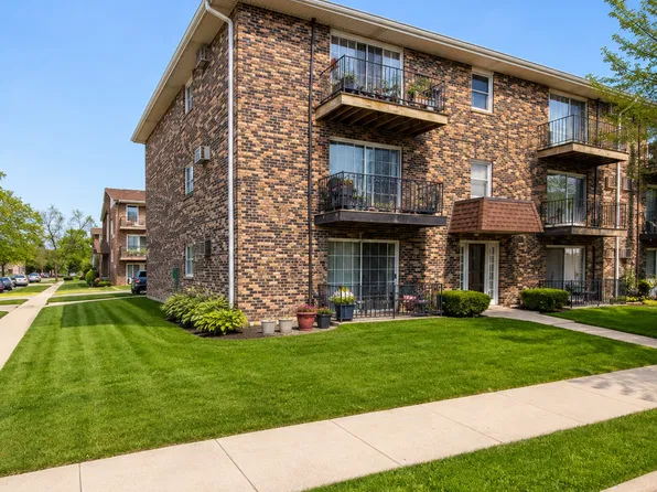7101 Oconnell Dr APT 2C, Chicago Ridge, IL 60415