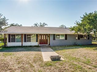 517 Ranch House Rd, Willow Park, TX 76087