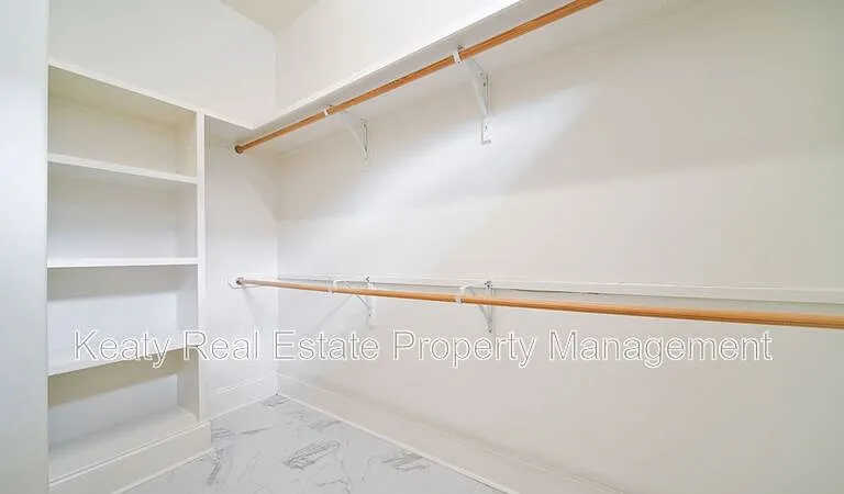 204 Sleepy Brook Rd — Photo 6
