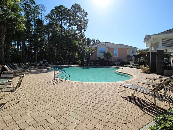 3rd image of 135 Bayberry Cir Unit 1606