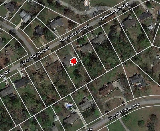 2nd image of 3756 Green Bay Dr