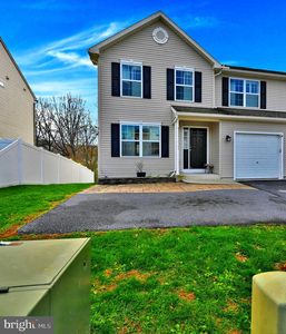 1008 Daisy Dr, Temple, PA, 19560