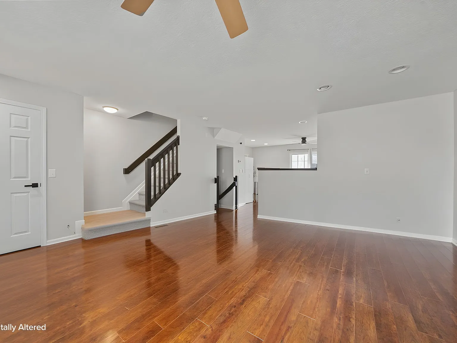 2 bed, 2.5 bath, 1280 sqft, $2,100 — Photo 4