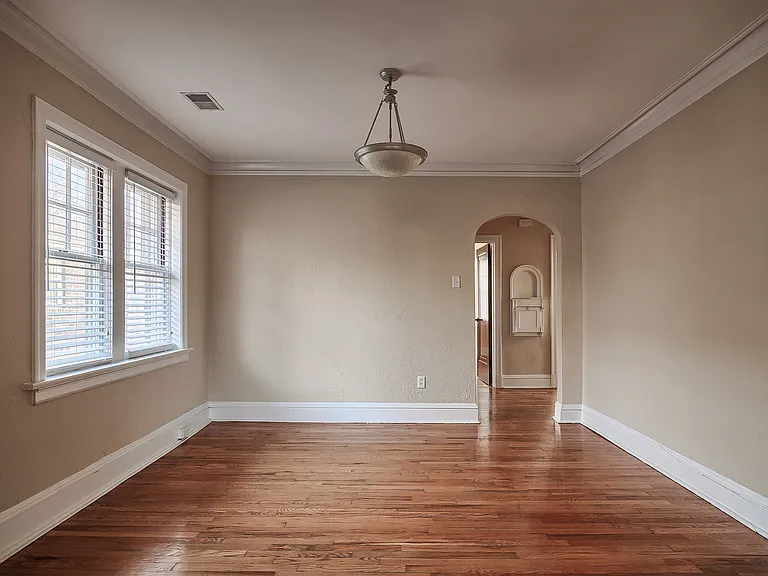 7034 Dartmouth Ave — Photo 3
