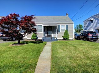 245 Summerhill Rd, Spotswood, NJ 08884