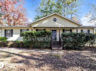 5669 Liberty Rd, Union City, GA 30291