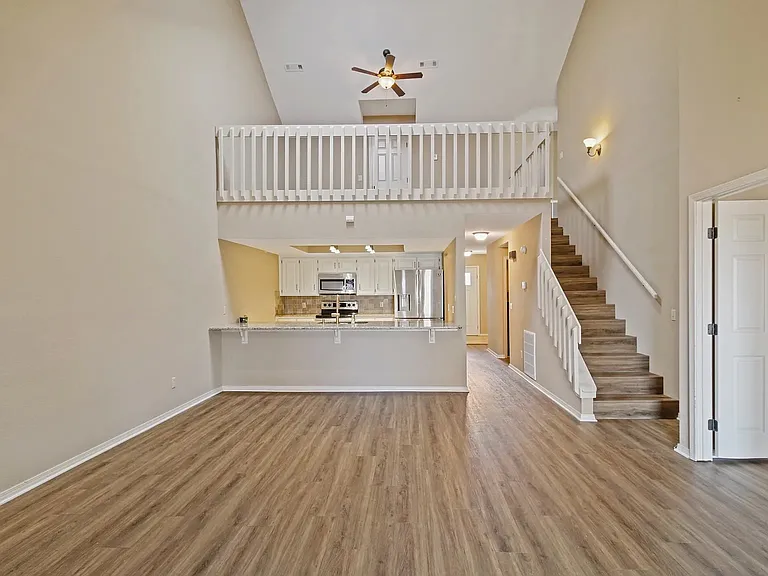 3202 Cardinal Creek Cir — Photo 7