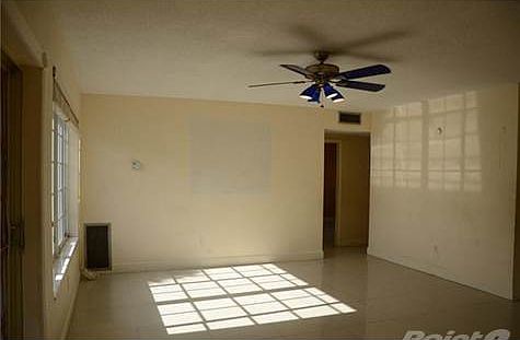 2nd image of 510 NE 143rd St
