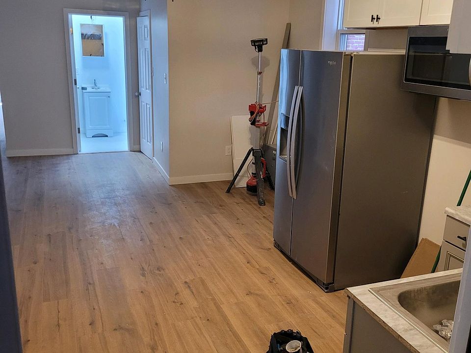 1st image of 1913 N 32nd St #1