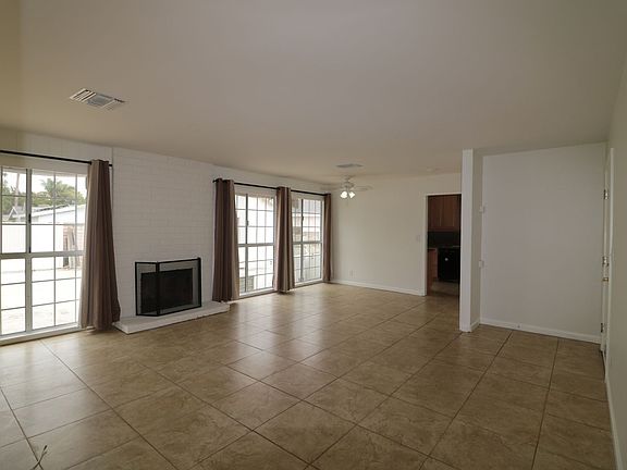 5th image of 7516 Shoup Ave