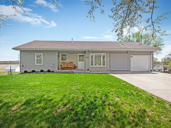 304 North St, Farley, MO 64028