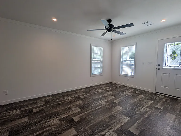 127 Coral Crest Dr #160 — Photo 6