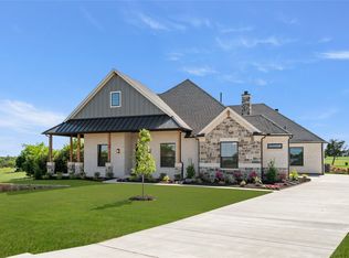 7433 S Aberdeen Dr, Cleburne, TX 76033