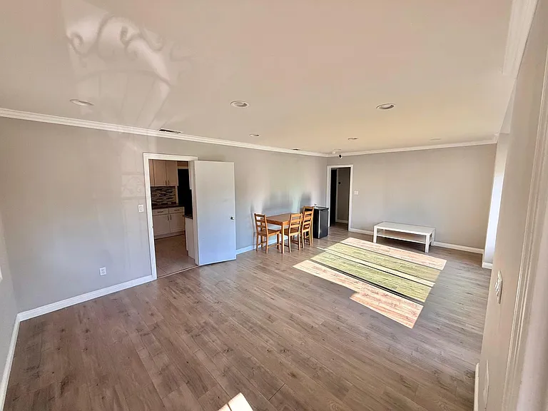 5656 Garypark Ave — Photo 3