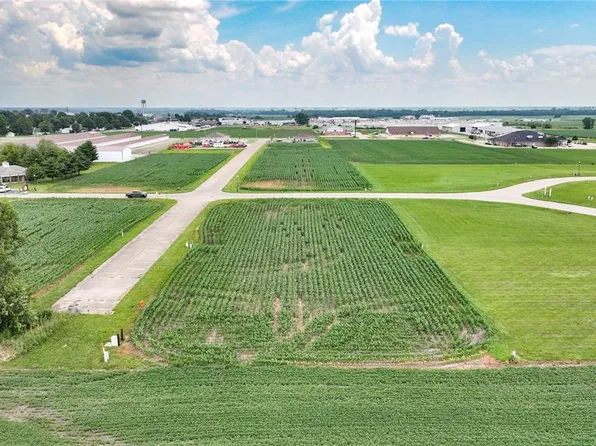 Commerce Blvd, Jerseyville, IL 62052