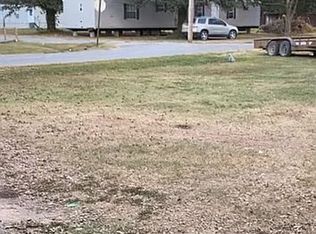 710 N 1st St, Gould, AR 71643