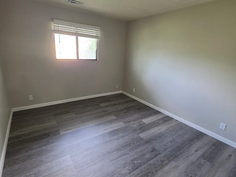 3306 Saratoga Dr — Photo 9