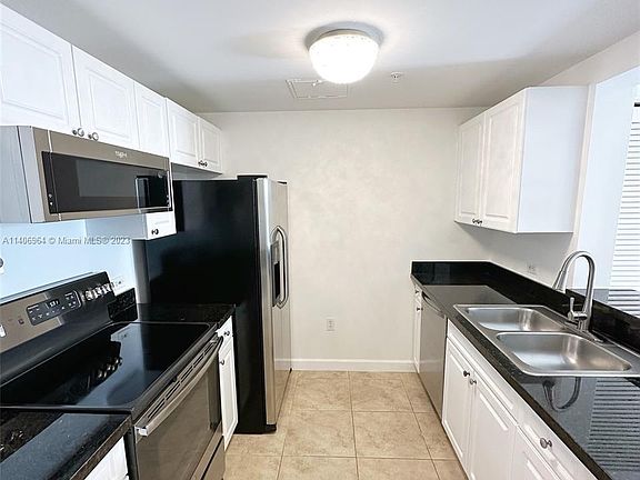 2nd image of 2600 SW 27th Ave APT 505