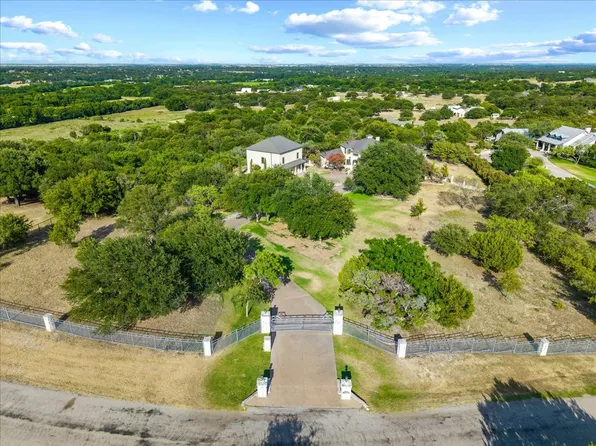 200 Falcon Rdg, Aledo, TX 76008