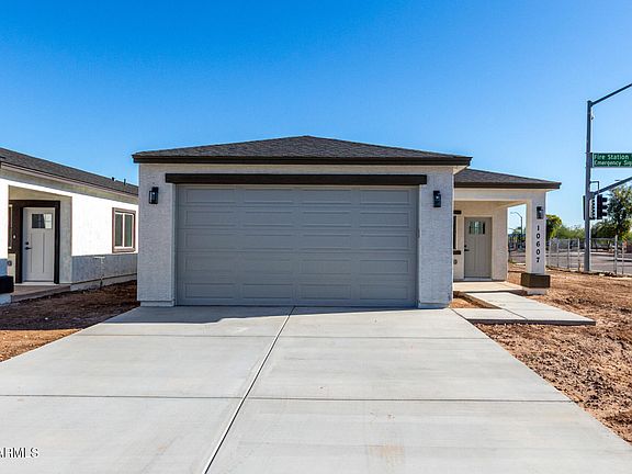2nd image of 10611 N 81st Avenue