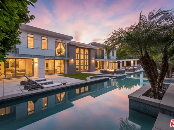 4230 Valley Meadow Rd, Encino, CA 91436