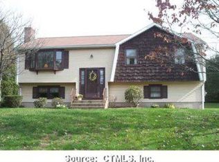 75 Pleasant St, Southington, CT 06489