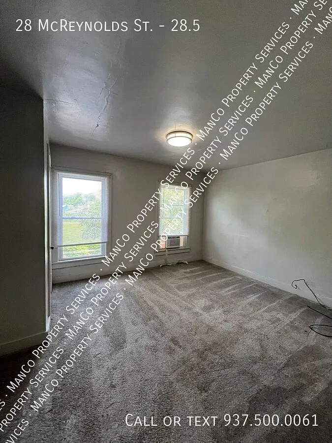 28.5 McReynolds - 1 Bed - 1 Bath Apartment with all utilities included - Available Now — Photo 2
