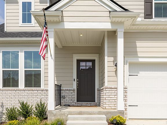 2nd image of 1026 Lionheart Dr