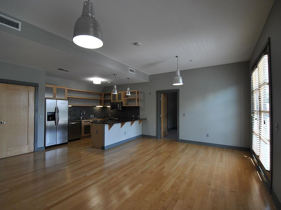 1st image of 609 W Dickson St Ste 211