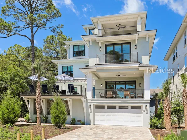 15 Bradley Circle, Hilton Head Island, SC 29928