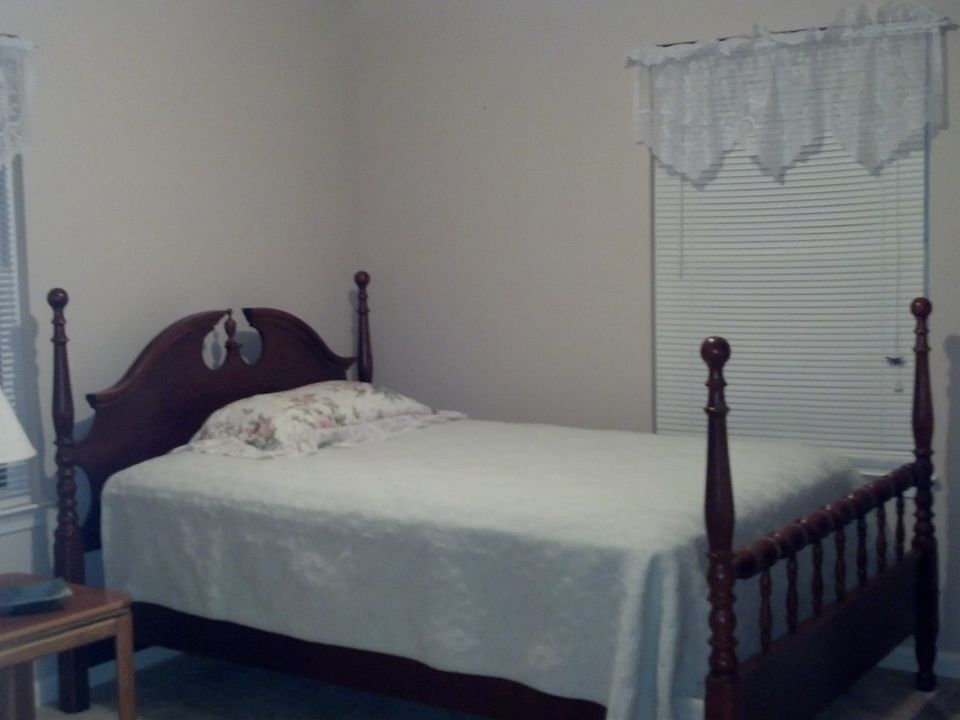 2nd image of 412A Barbersville Rd
