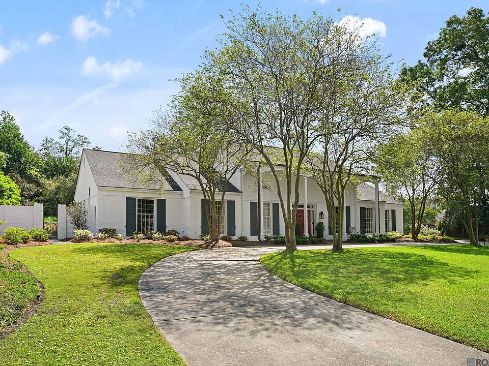 1st image of 3131 Murphy Dr