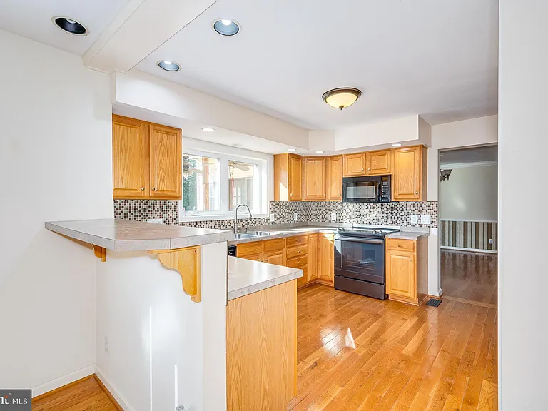 401 Ponderosa Trl #1 — Photo 13