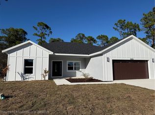 321 Roadrunner Ave, Sebring, FL 33870