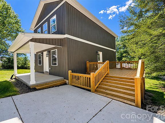 3rd image of 1135 Apple Ln
