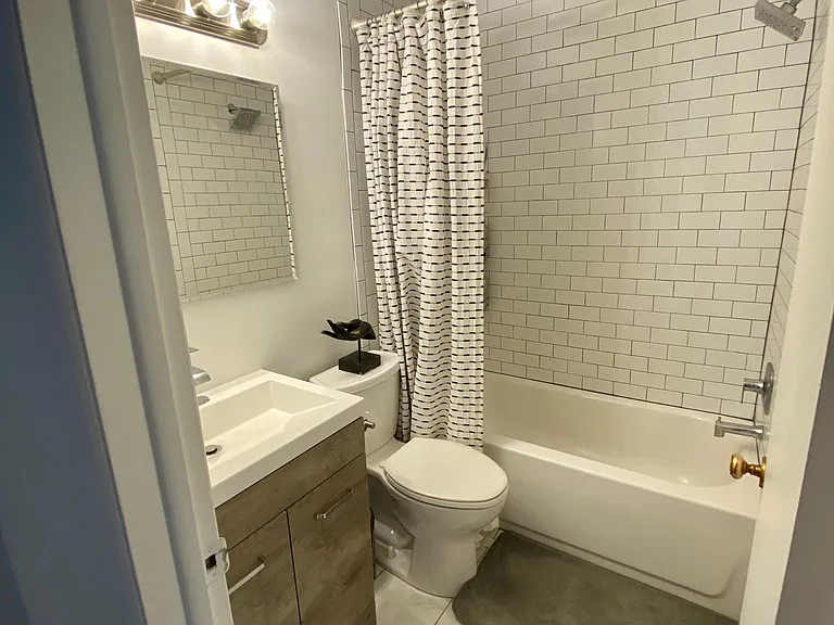 Upstairs Bath